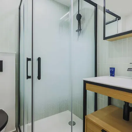 Charming - 2p- Trocadero