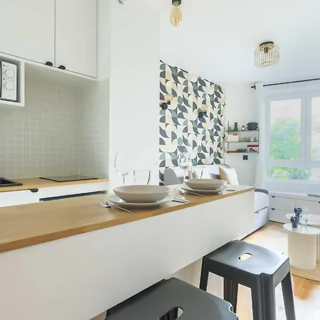 Charming - 2p- Trocadero Apartamento