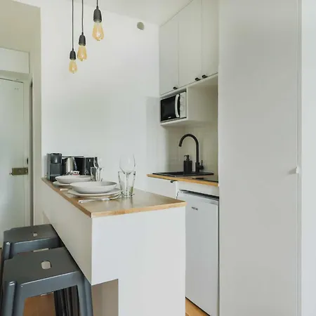 Charming - 2p- Trocadero *